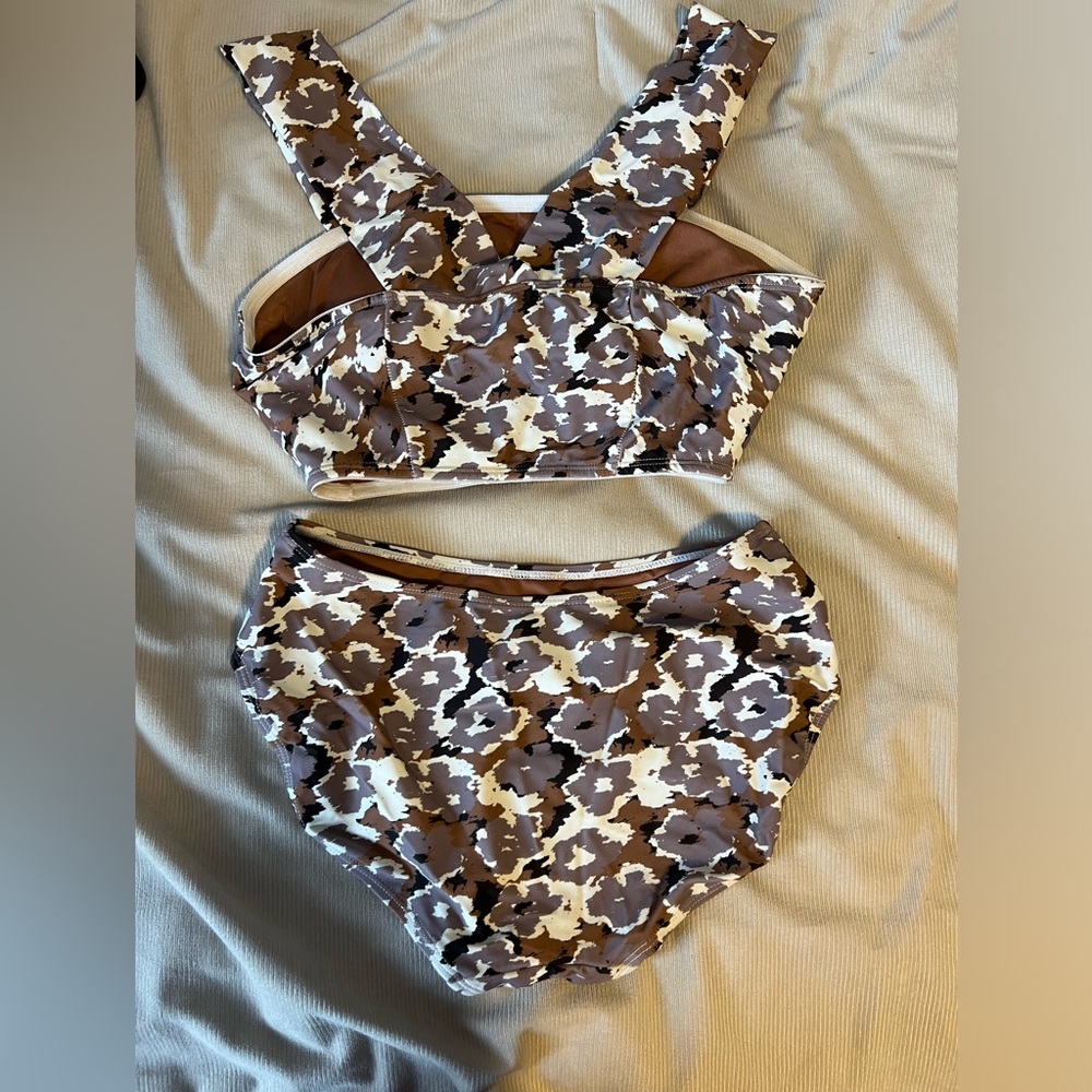 Modest bikini! - Picture 3 of 3